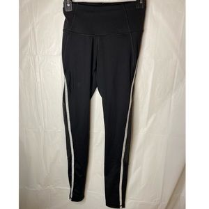 Victoria’s Secret sports leggings